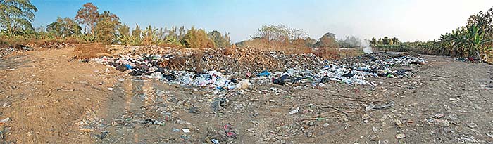 'Chiang Khong's Waste Disposal Site' by Asienreisender